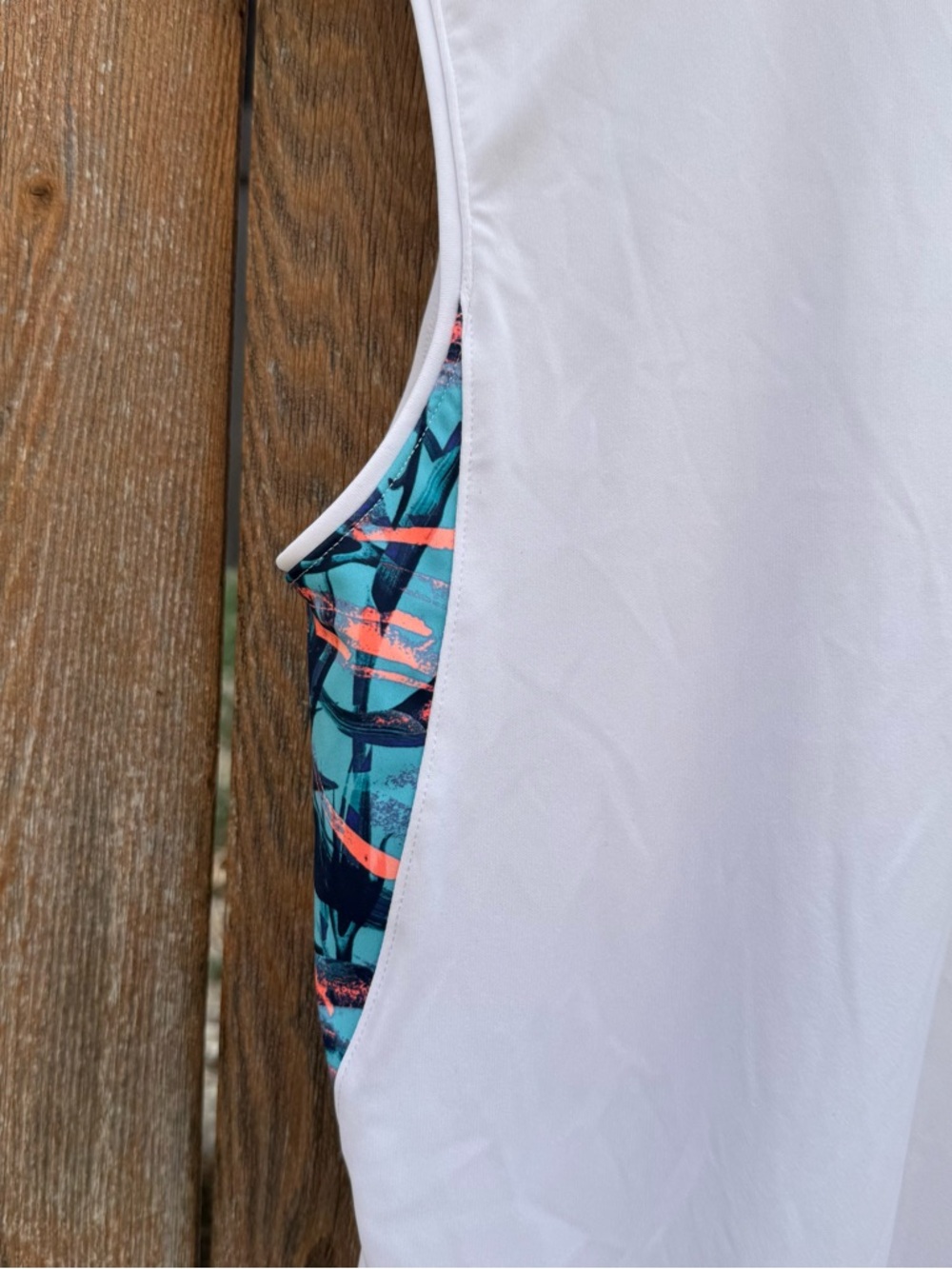 SLAZENGER Golf Women’s White Sleeveless Zip Polo Tropical Print Accents Small - Picture 9 of 11